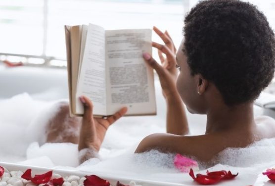 Quoi faire quand on est seul à la Saint-Valentin - Blogue | Clinique de Psychologie Québec